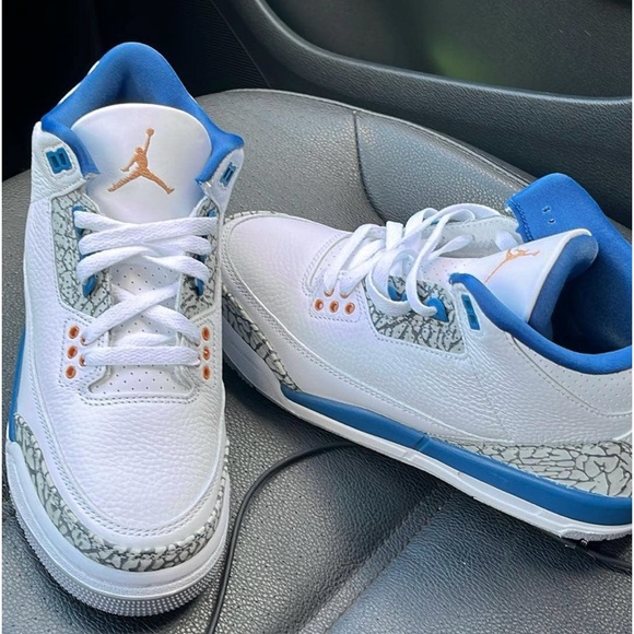 Jordan 3 wizards in a size 6y brand new no box